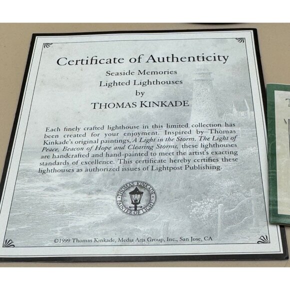 Thomas Kinkade Seaside Memories Lighted Lighthouse The Light Of Peace - Picture 7 of 16